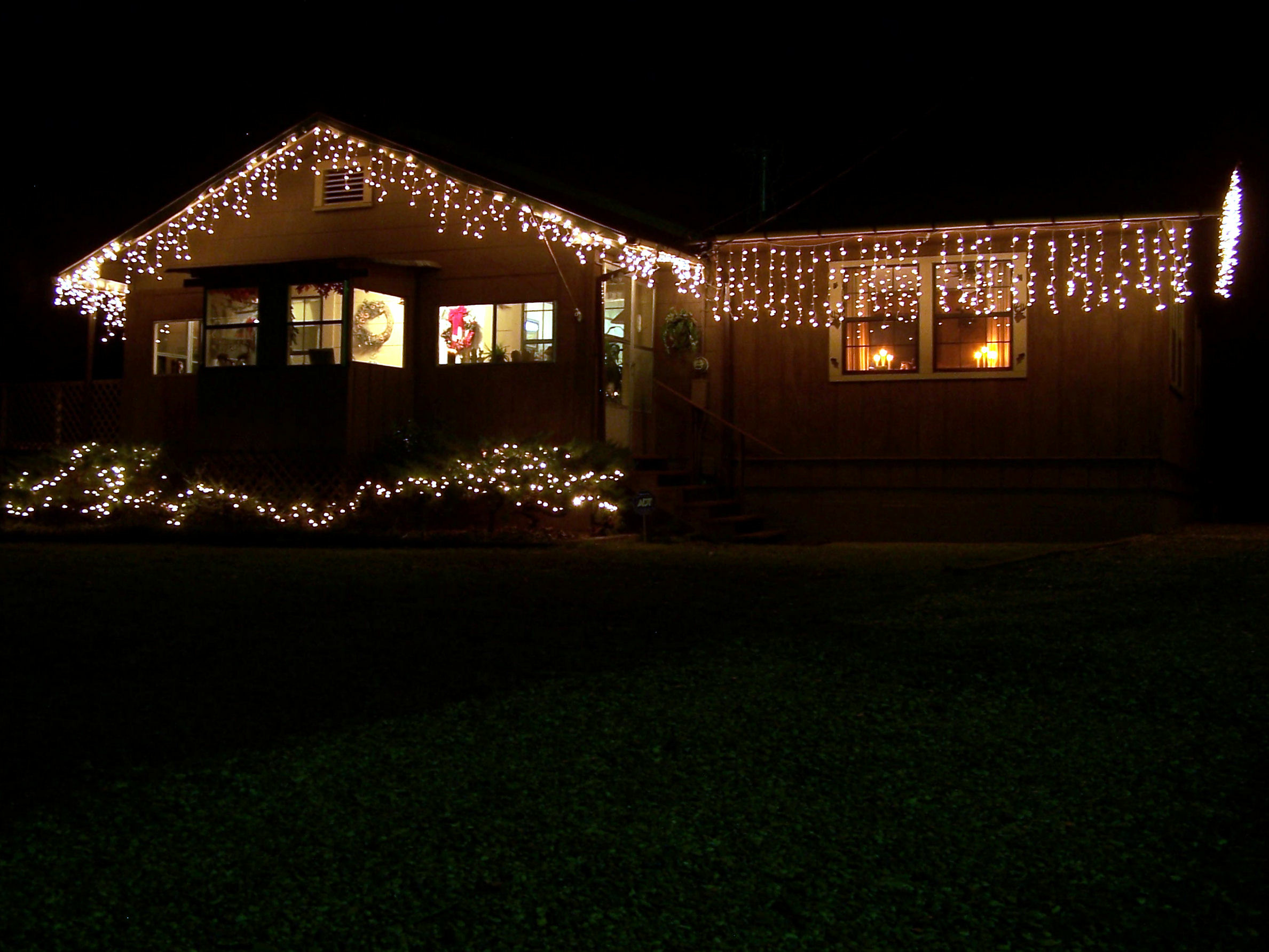 Christmas Light Installation Kitchener