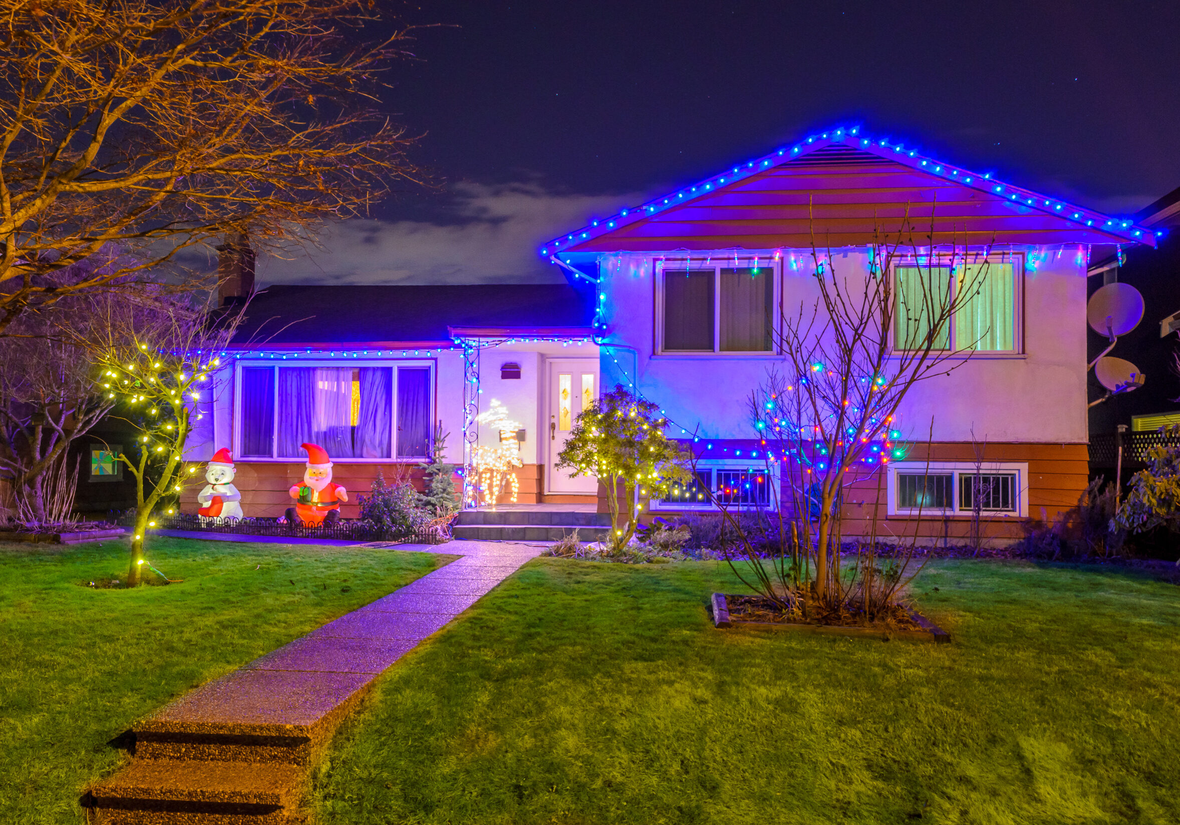 Christmas Lights Installers Guelph
